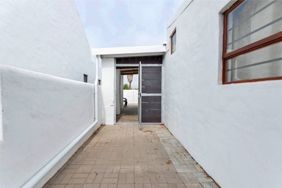 3 Bedroom Property for Sale in Laaiplek Western Cape